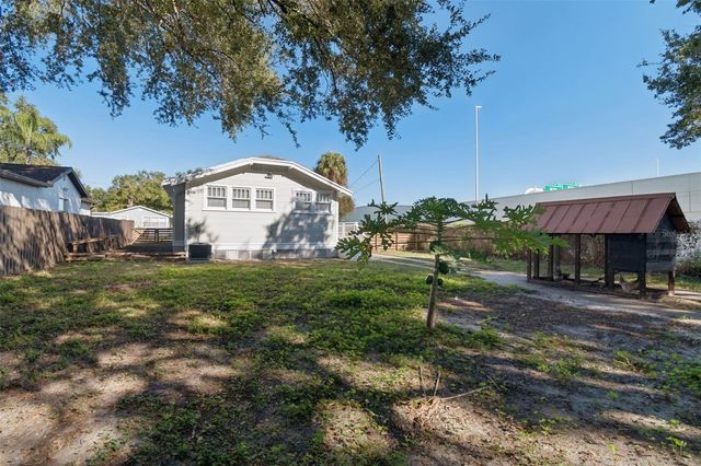 511 E STRATFORD AVENUE, Tampa, FL 33603