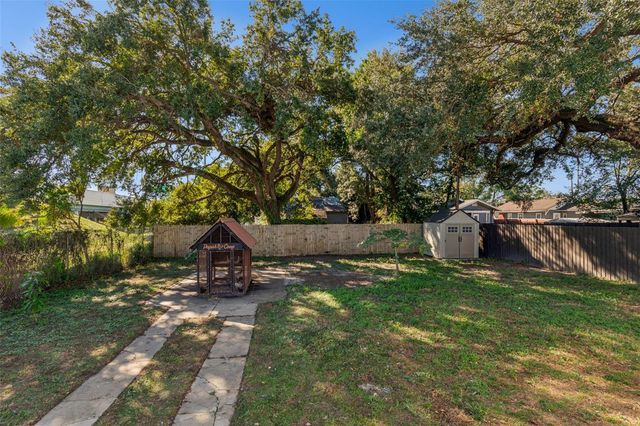 511 E STRATFORD AVENUE, Tampa, FL 33603