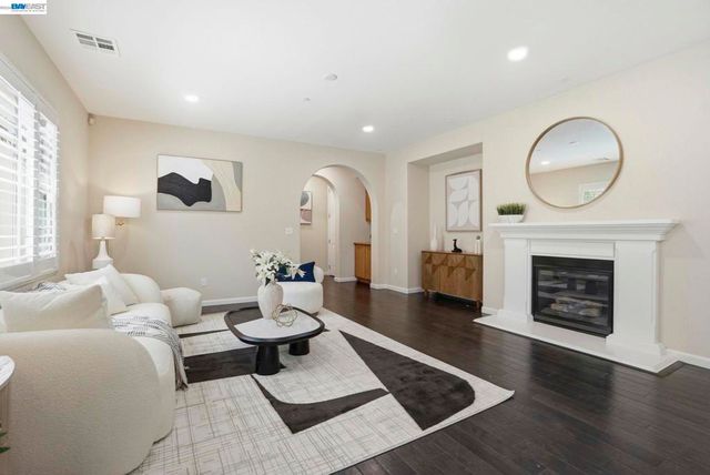 4976 4976 Ivyleaf Springs Rd, San Ramon, CA 94582