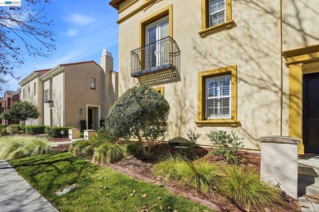 4976 4976 Ivyleaf Springs Rd, San Ramon, CA 94582