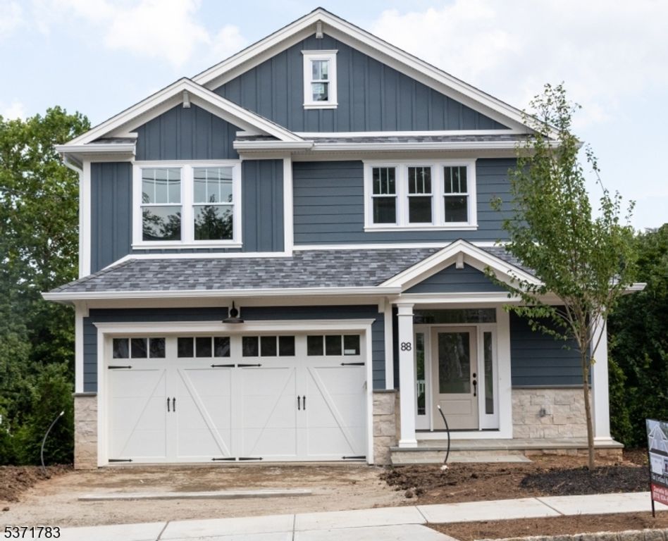 88 Ashwood Ave, Summit City, NJ 07901