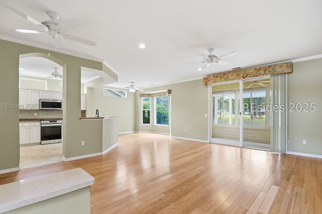 20 Devant Dr E, Bluffton, SC 29909