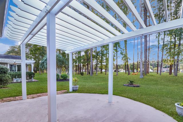 20 Devant Dr E, Bluffton, SC 29909