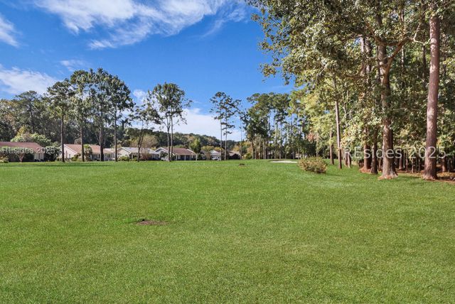 20 Devant Dr E, Bluffton, SC 29909