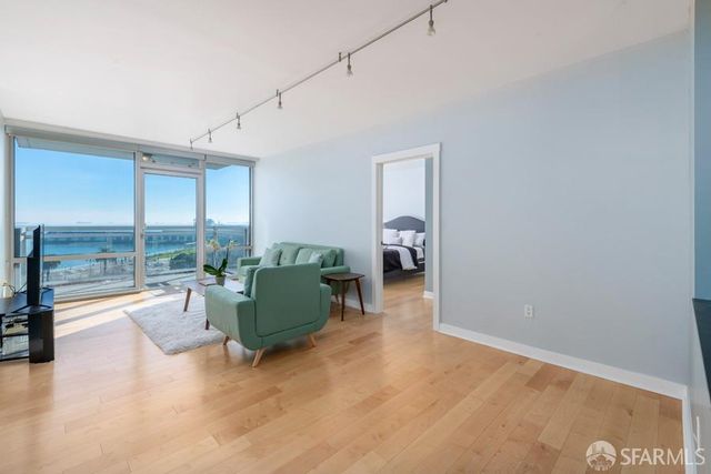 501 Beale Street 8B, San Francisco, CA 94105