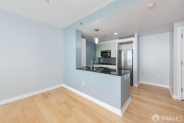 501 Beale Street 8B, San Francisco, CA 94105
