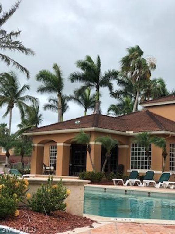 1280 Wildwood Lakes BLVD # 102, Naples, FL 34104