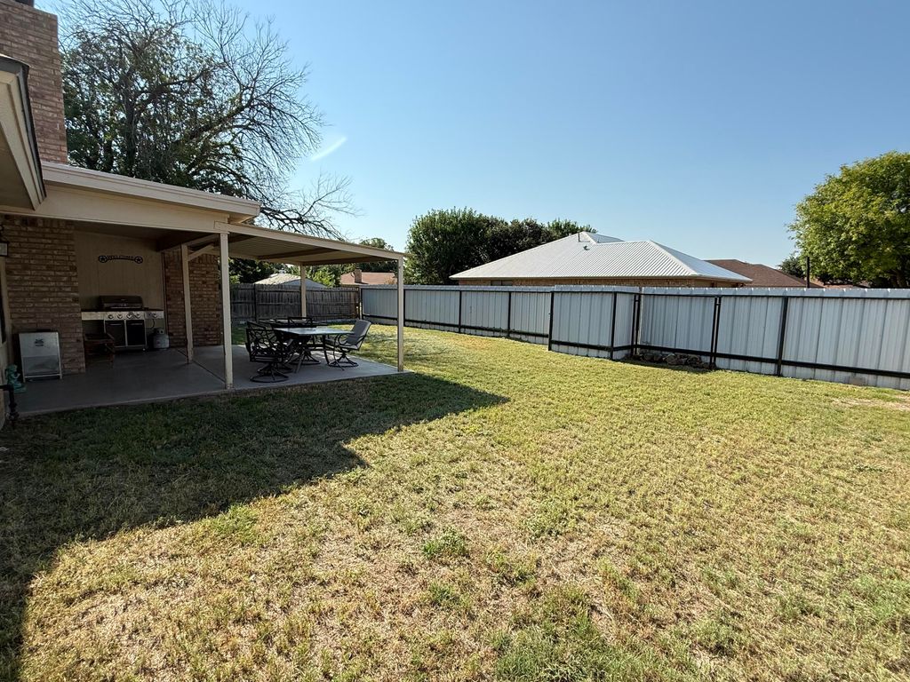 Image 25 of property listing at 2501 1st Atlas Street, San Angelo, TX 76905