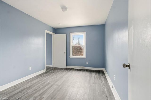 844 Willow Place, High Point, NC 27260