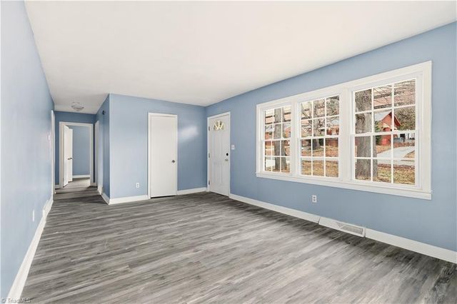 844 Willow Place, High Point, NC 27260