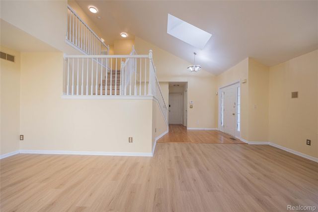 14073 Kahla Drive, Van Buren Charter Township, MI 48111