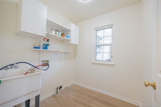 14073 Kahla Drive, Van Buren Charter Township, MI 48111