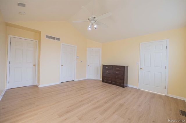 14073 Kahla Drive, Van Buren Charter Township, MI 48111