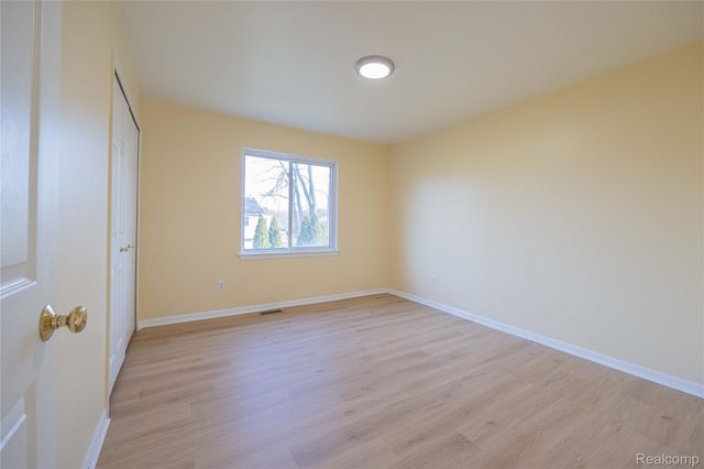 14073 Kahla Drive, Van Buren Charter Township, MI 48111