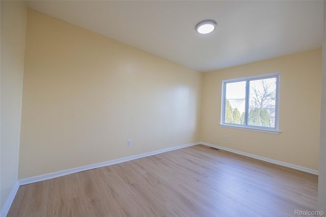 14073 Kahla Drive, Van Buren Charter Township, MI 48111