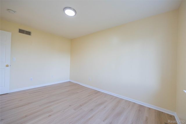 14073 Kahla Drive, Van Buren Charter Township, MI 48111