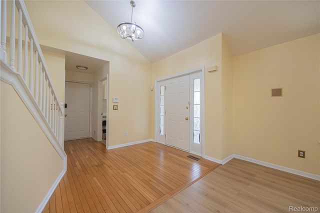 14073 Kahla Drive, Van Buren Charter Township, MI 48111