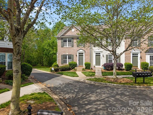 9584 Blossom Hill Drive, Huntersville, NC 28078