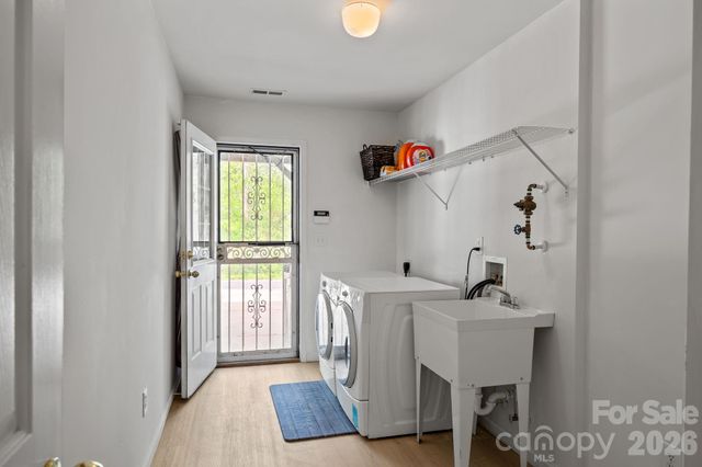 9584 Blossom Hill Drive, Huntersville, NC 28078