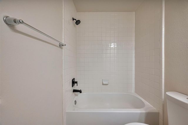 8339 Hampton Bay Drive, Baytown, TX 77523