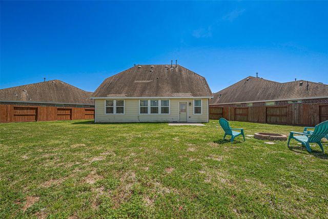 8339 Hampton Bay Drive, Baytown, TX 77523