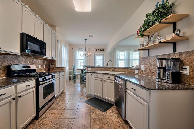 8339 Hampton Bay Drive, Baytown, TX 77523