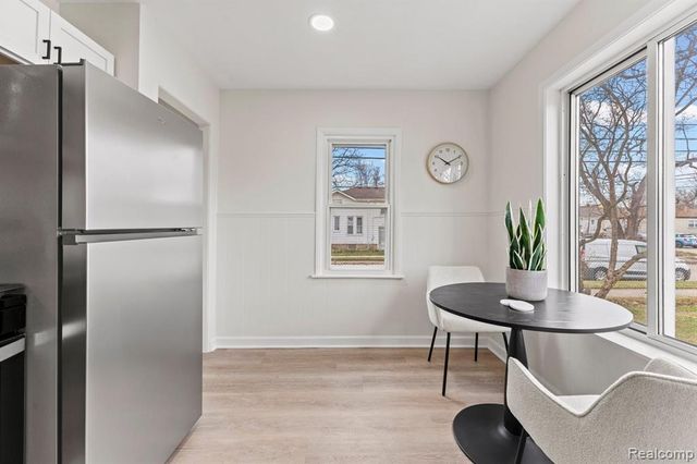 18714 Gaylord, Redford, MI 48240