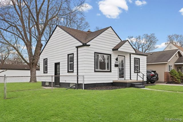 18714 Gaylord, Redford, MI 48240