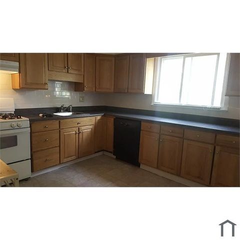 12 Milton 2, Lynn, MA 01902