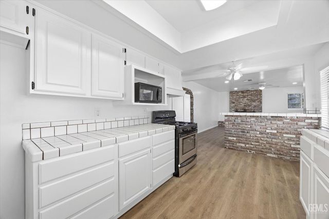 2707 Anza Street, Bakersfield, CA 93305