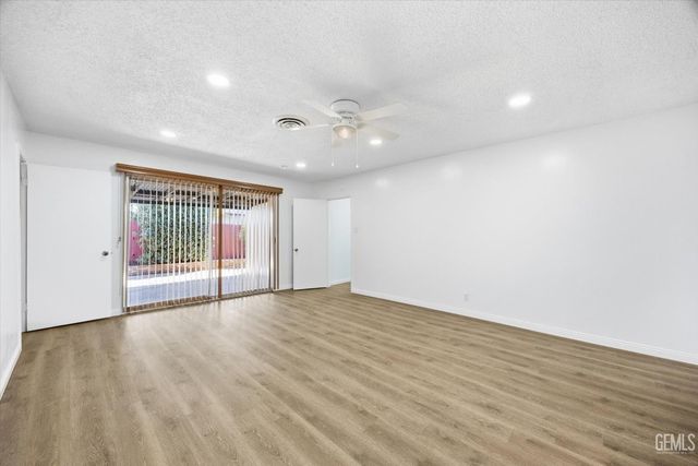 2707 Anza Street, Bakersfield, CA 93305
