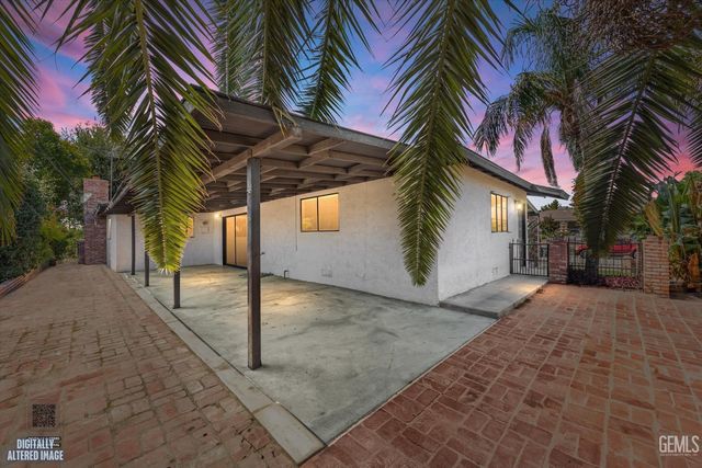 2707 Anza Street, Bakersfield, CA 93305