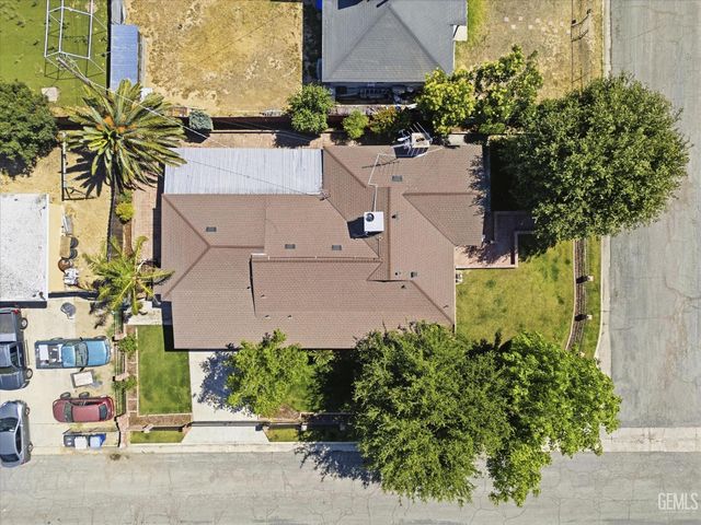 2707 Anza Street, Bakersfield, CA 93305