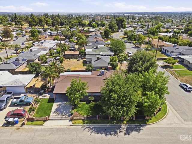 2707 Anza Street, Bakersfield, CA 93305