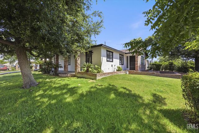2707 Anza Street, Bakersfield, CA 93305