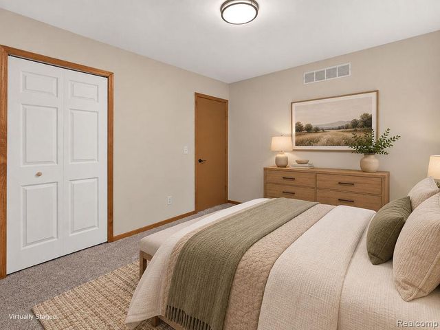 2524 Curtis Road, Leonard, MI 48367