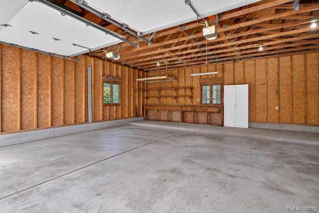 2524 Curtis Road, Leonard, MI 48367