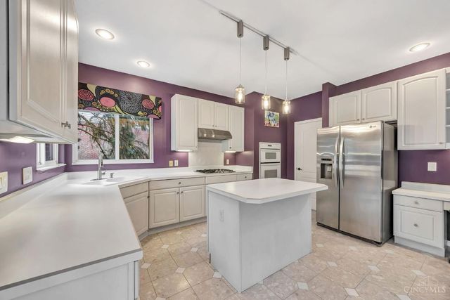 6285 Cherry Lane Farm Drive, West Chester, OH 45069