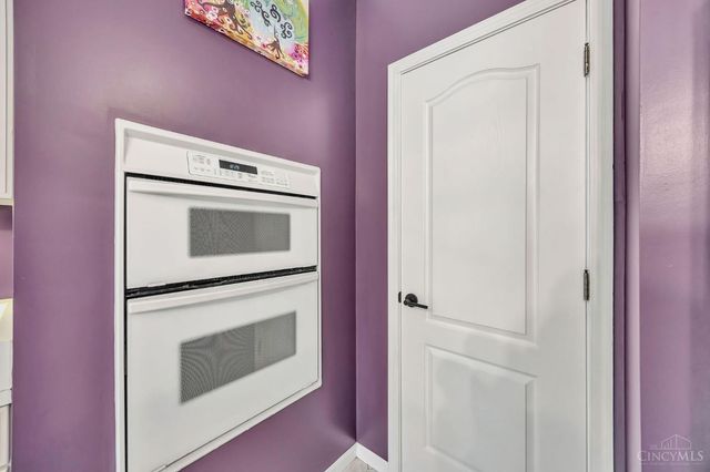 6285 Cherry Lane Farm Drive, West Chester, OH 45069