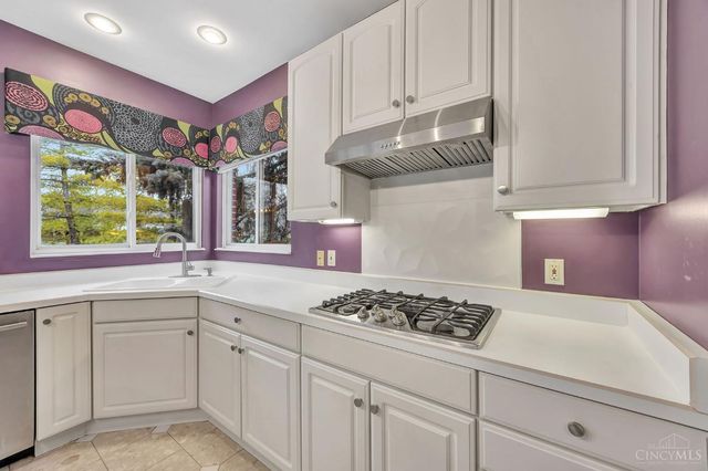 6285 Cherry Lane Farm Drive, West Chester, OH 45069