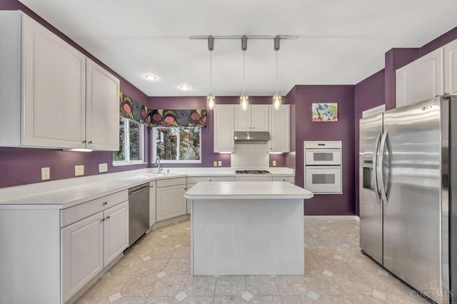 6285 Cherry Lane Farm Drive, West Chester, OH 45069