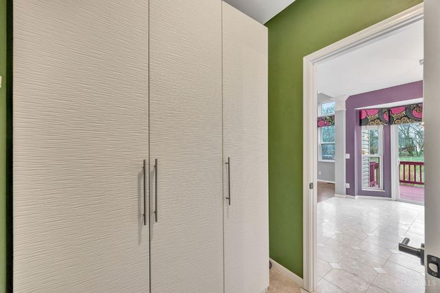 6285 Cherry Lane Farm Drive, West Chester, OH 45069