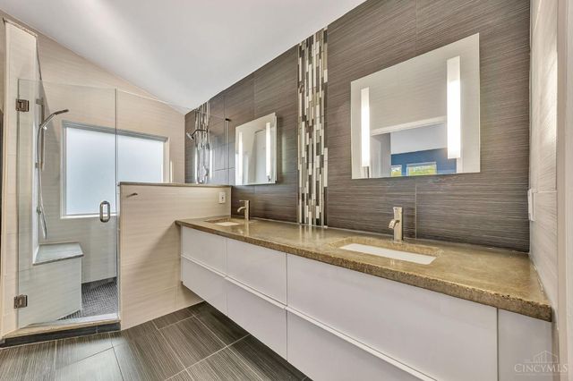 6285 Cherry Lane Farm Drive, West Chester, OH 45069