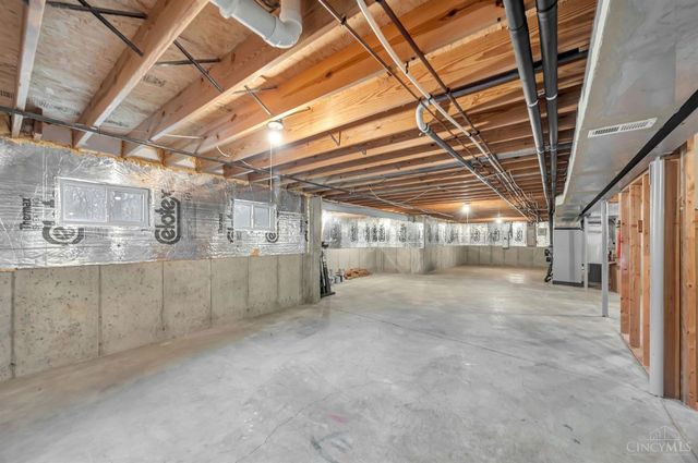 6285 Cherry Lane Farm Drive, West Chester, OH 45069