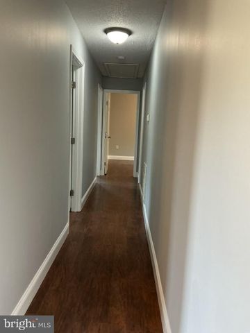 531 LOWE DR, Hague, VA 22469