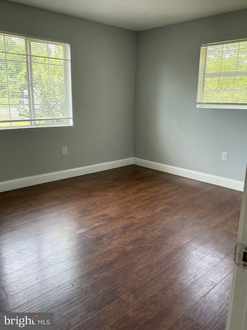 531 LOWE DR, Hague, VA 22469
