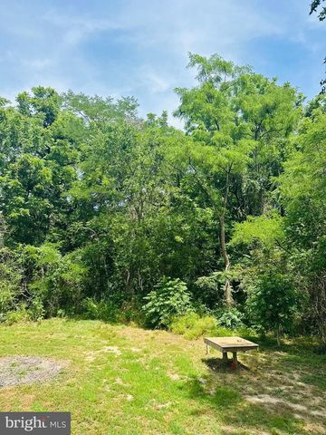 531 LOWE DR, Hague, VA 22469