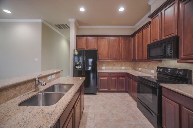 34 Tidwillow Place, The Woodlands, TX 77375