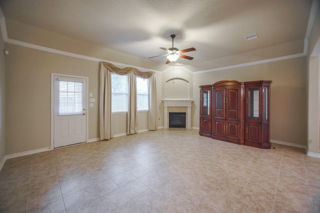 34 Tidwillow Place, The Woodlands, TX 77375