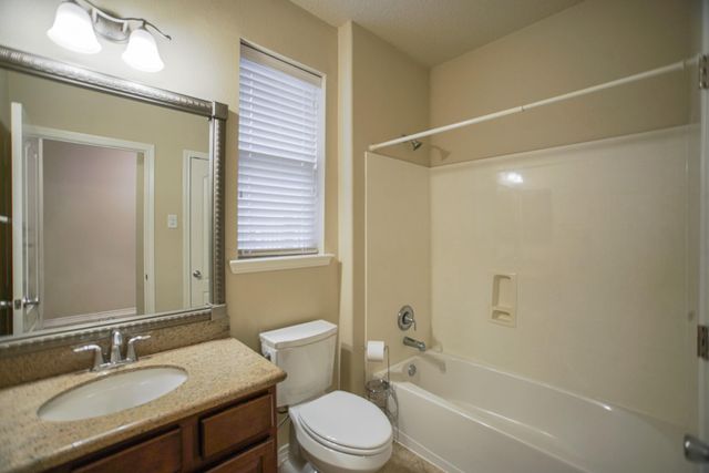 34 Tidwillow Place, The Woodlands, TX 77375